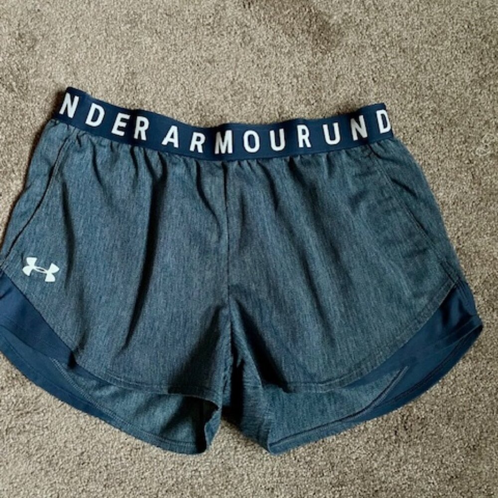 Under Armour Loose Shorts with pockets (steel gray/denim color) medium